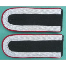 Hermann Goring Fallschirm-Panzer / Artillery Shoulder Boards